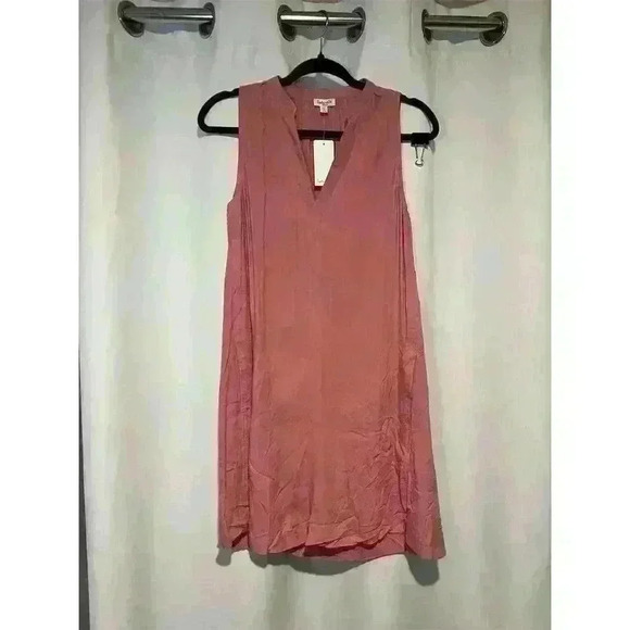 Splendid Maren Sleeveless Shift Dress Small Pink V-Neck Short Relaxed Fit - Picture 1 of 13